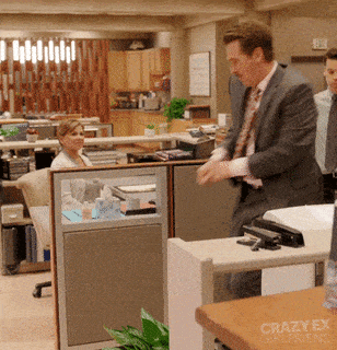 giphy-downsized-Dec-24-2021-10-35-56-50-AM